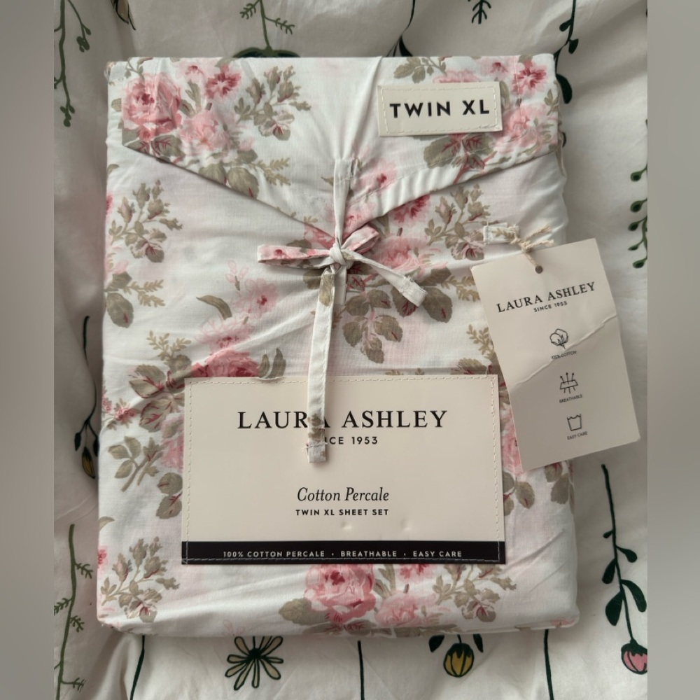 Laura Ashley Twin XL Sheet Set Floral Pink